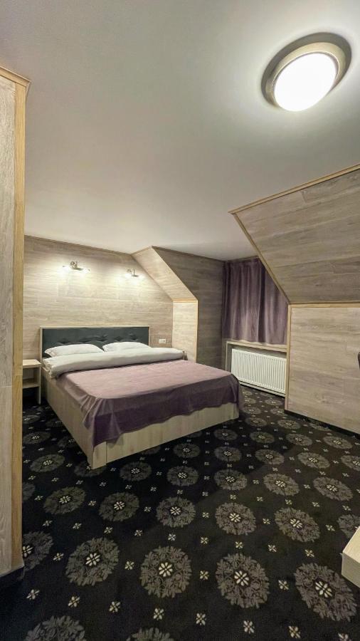 Royal Bucovina Residence Adults Only-Self Check-In Câmpulung Moldovenesc Eksteriør billede