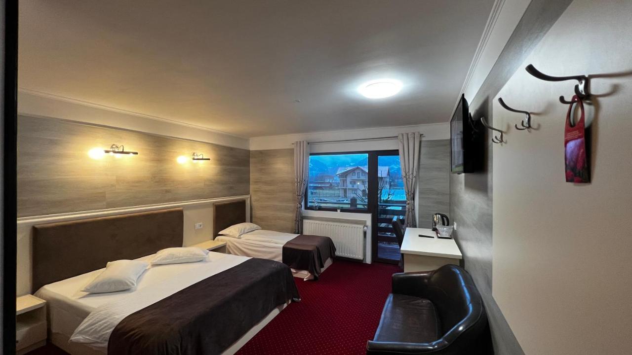 Royal Bucovina Residence Adults Only-Self Check-In Câmpulung Moldovenesc Eksteriør billede